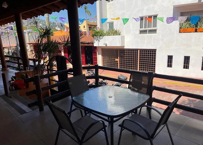 The Shawshank Freedom Rest Apartahotel Zihuatanejo